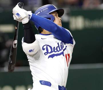 大谷翔平 第3打席は中飛 飛距離113メートルも中堅フェンス手前で捕球され場内ため息