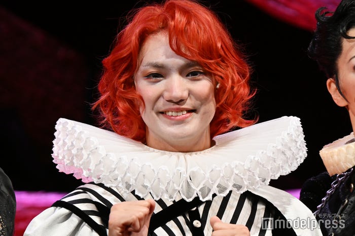 男装するお姫様役を演じる正門良規(C)モデルプレス