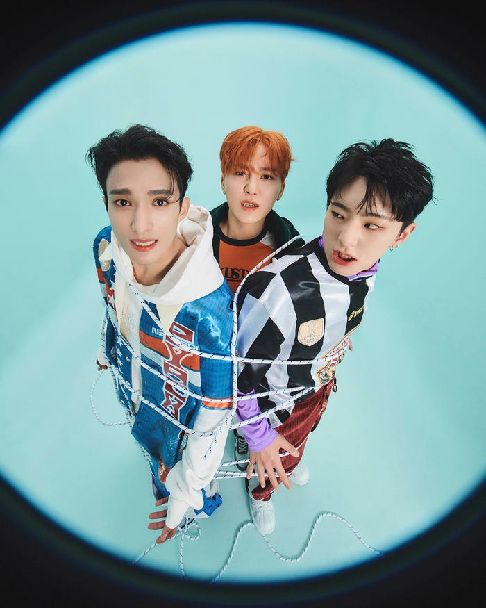 DK、SEUNGKWAN、HOSHI/BSS(SEVENTEEN)(P)&(C)PLEDIS Entertainment