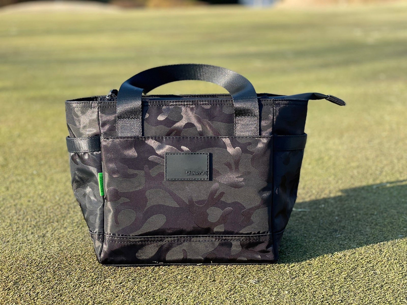 返礼品：カートバック（ブラックモカ） （提供写真）