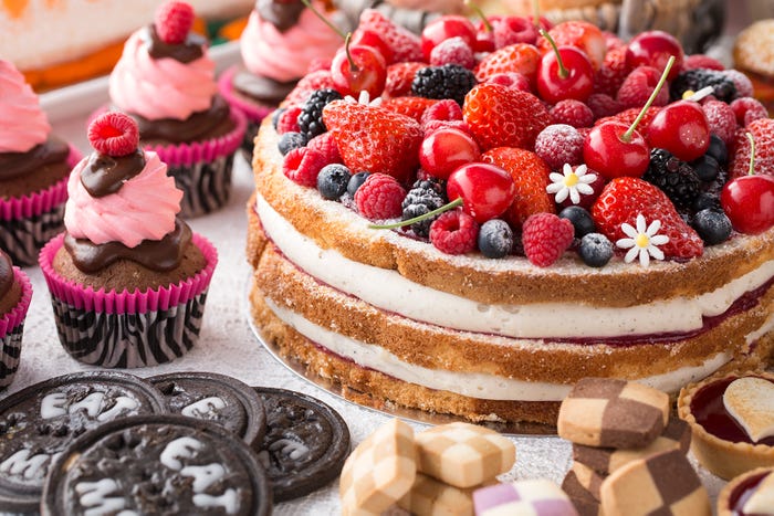 アリスからの招待状デザートフェア/画像提供:ヒルトン東京