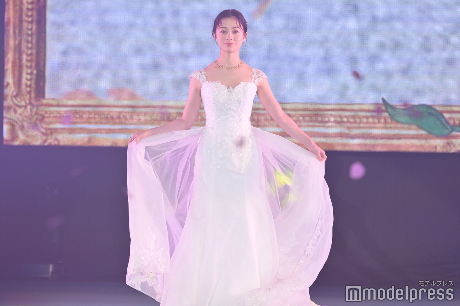 橋本環奈（C）モデルプレス