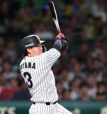 阪神・大山4戦4発！量産モード 八回右中間へ1点差詰め寄る11号2ラン 連勝ストップで巨人に首位並ばれるも意地見せた