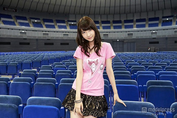 10月16日に2ndソロシングルを発売するAKB48柏木由紀/「横浜アリーナ」会場内にて