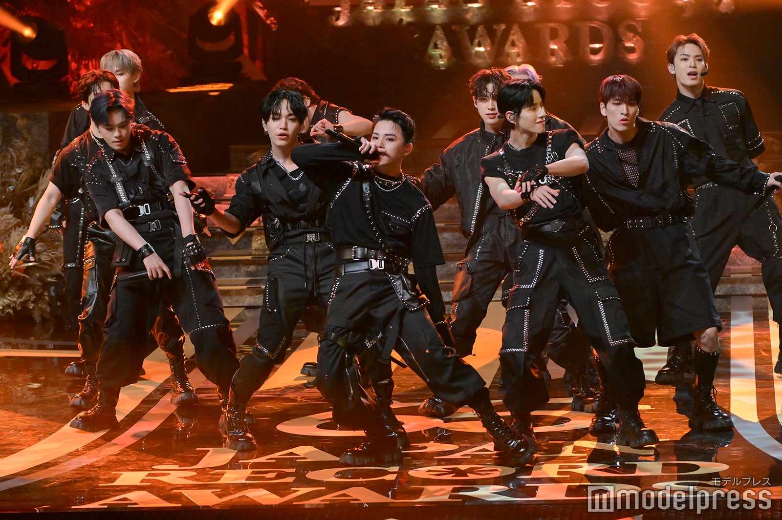 JO1與那城奨、豆原一成は「立派な大人になりました」デビュー4年目で「レコ大」初受賞＜第65回輝く！日本レコード大賞＞