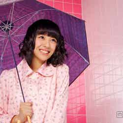 SUPER☆GiRLS・田中美麗／新テレビCM「雨の日が待ち遠しい」篇メイキングカットより