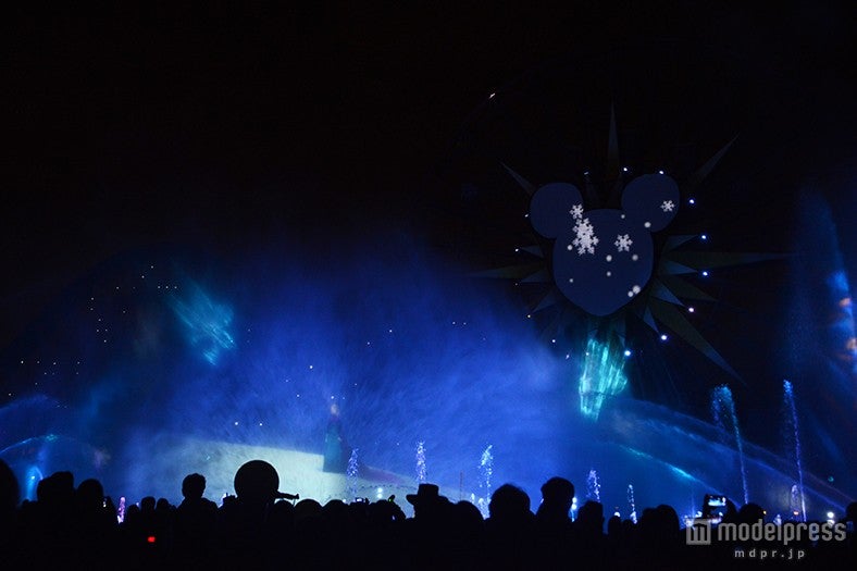 新エンターテイメント「ワールド・オブ・カラー：セレブレイト！ワンダフル・ワールド・オブ・ウォルト・ディズニー」