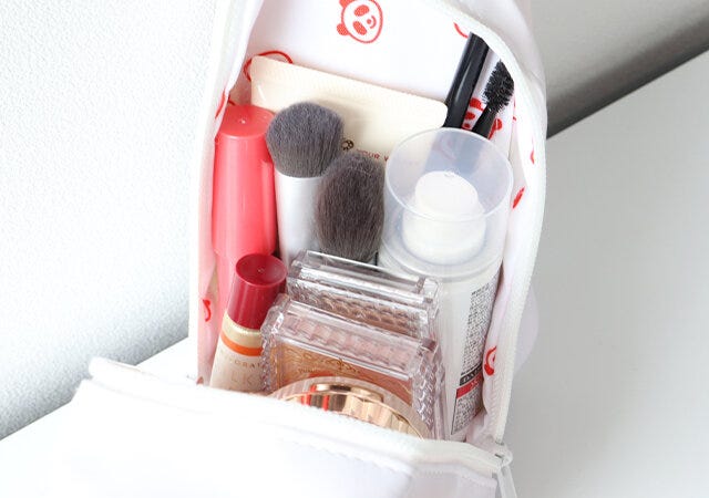 味の素 アジパンダ ポーチ&チャームセット ムック本 ムック 付録 人気 おすすめ オススメ 宝島社 宝島 レビュー 便利 優秀 当たり 最高 2023 味の素 アジパンダ ポーチ チャーム セット コスメポーチ メイクポーチ