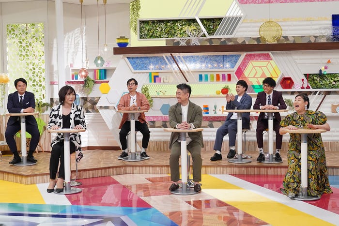 杉村太蔵、ミッツ・マングローブ、おいでやす小田、橋下徹、ドーナツ・ピーナツ、馬場園梓(C)読売テレビ