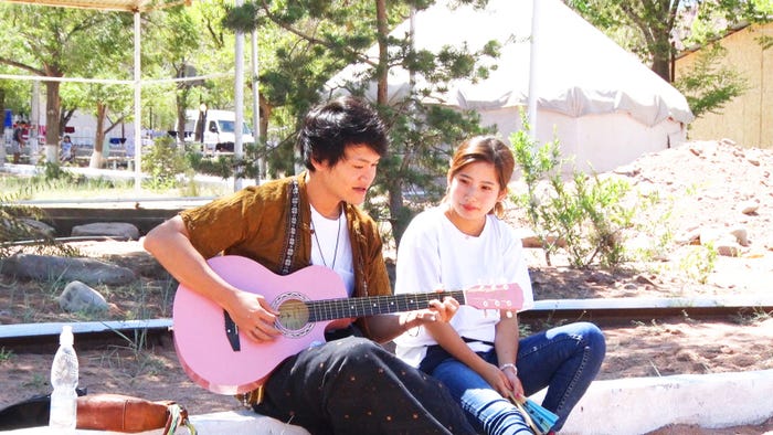 シャイボーイ、でっぱりん「あいのり:Asian Journey」シーズン2第20話より(C)フジテレビ