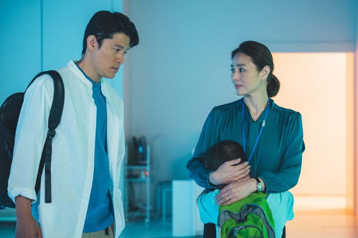 鈴木亮平、井川遥「下剋上球児」第6話より(C)TBSスパークル/TBS 撮影:ENO