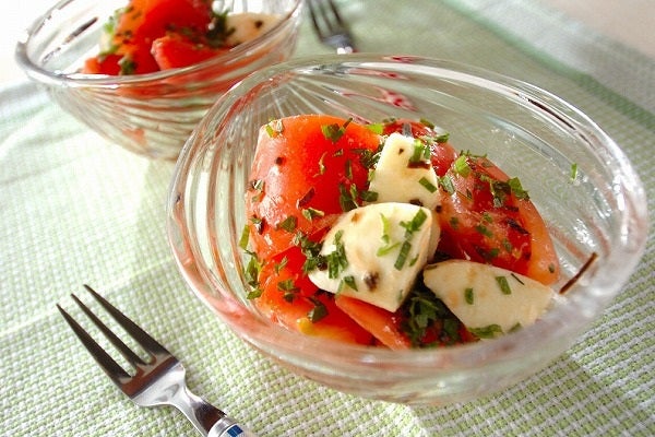 塩昆布カプレーゼ