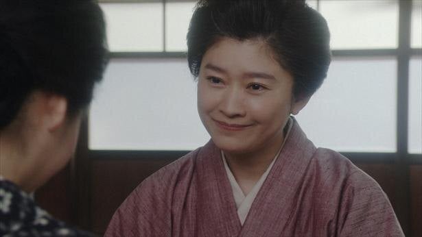 篠原涼子 ご寮人さん も泣き笑い おちょやん で描かれる涙と笑いの絶妙バランス モデルプレス