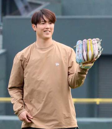 広島・森下 初先発1安打完封の栗林に続く！「より一層、自分もやらないと」 全勝対決でヤクルトの勢い止める