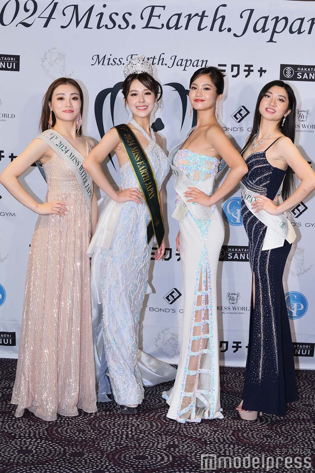 （左から）武内奈胡さん、古川杏さん、植原雪菜さん、丸田佳乃さん（C）モデルプレス