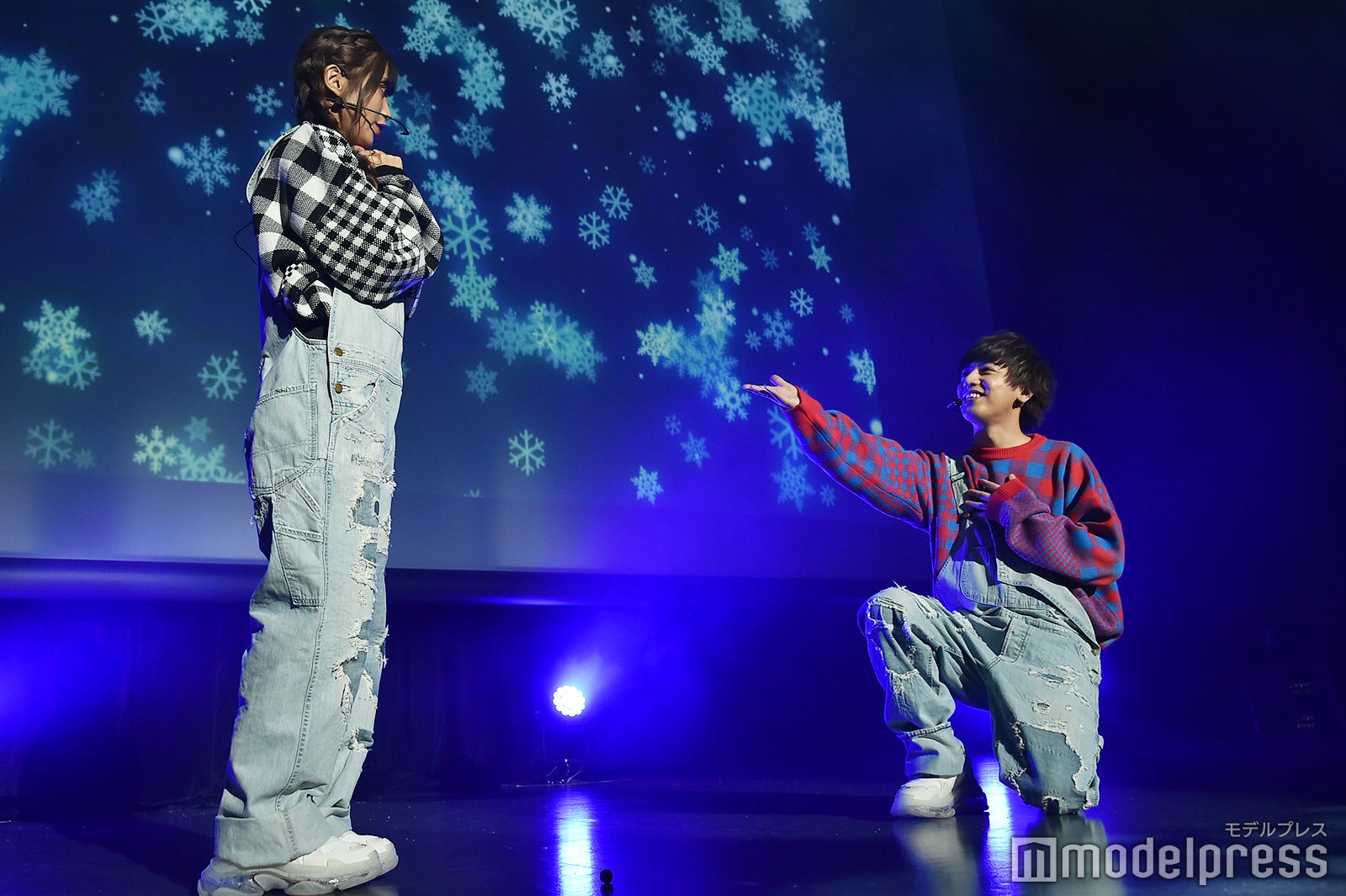 ヴァンビ「おかしなこと言ってもいい？僕と結婚してくれ！」 （C）モデルプレス