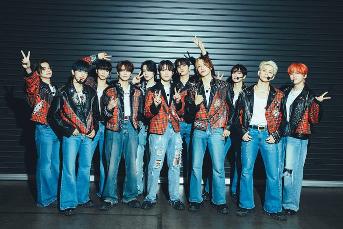 INI(C)LAPONE Entertainment