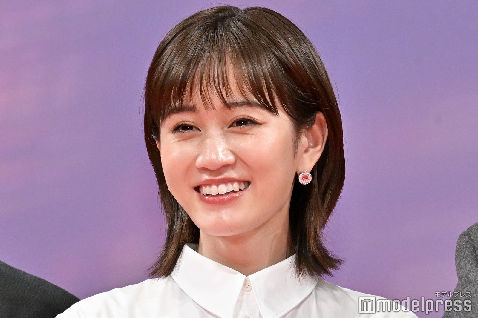 前田敦子、久々アイドル姿披露で「野菜シスターズみたい」「まだまだセンター」絶賛の声続々