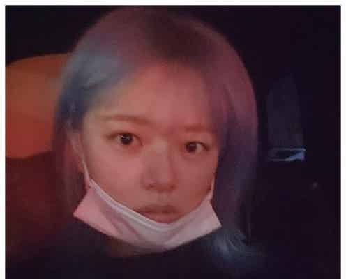 TWICEジョンヨン、新ヘアカラー披露に注目集まる「青?紫?」