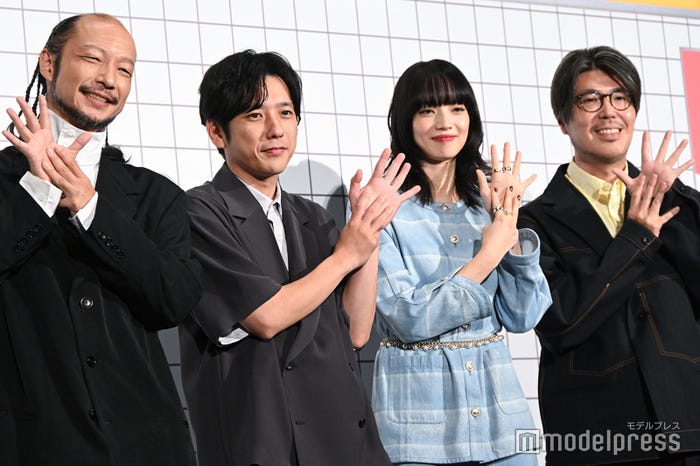 河内大和、二宮和也、小松菜奈、川村元気監督(C)モデルプレス