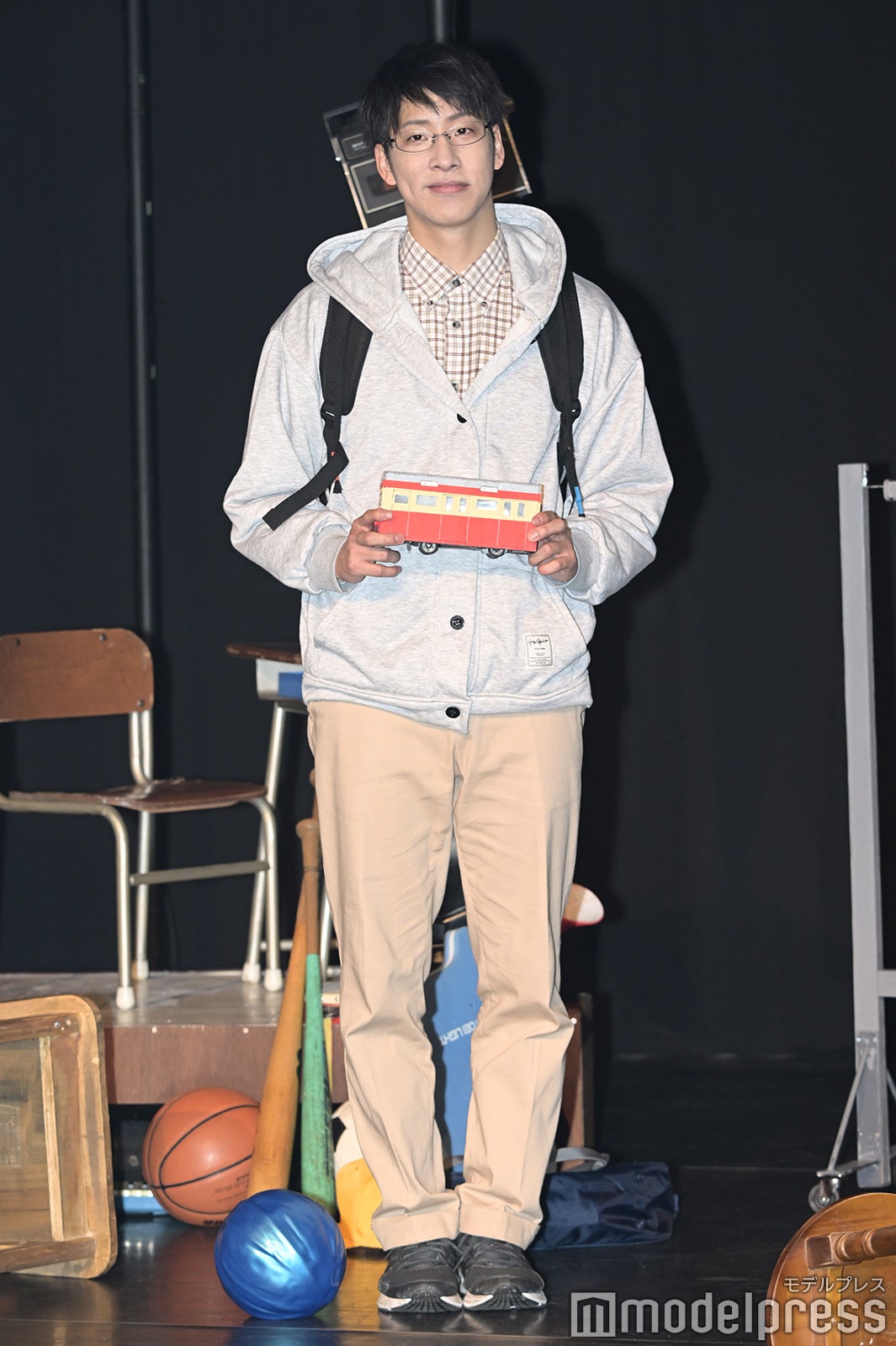 陣（C）モデルプレス