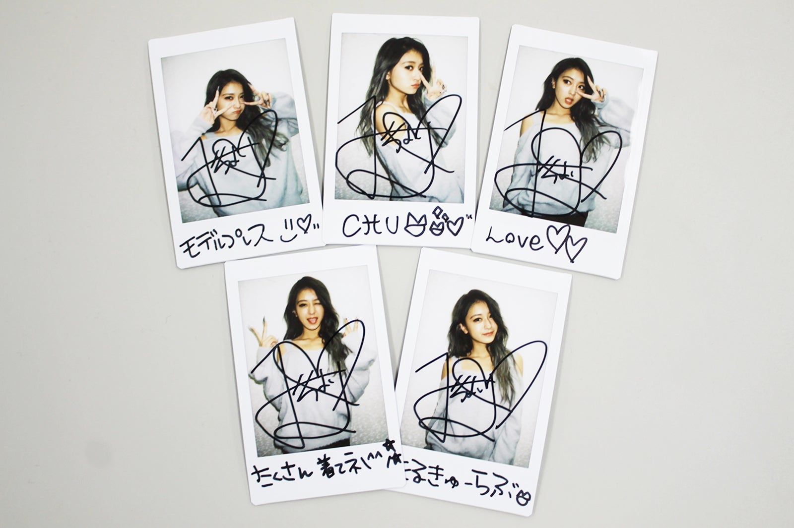 直筆サイン入りポラロイドを限定5名様にプレゼント（画像提供：所属事務所）