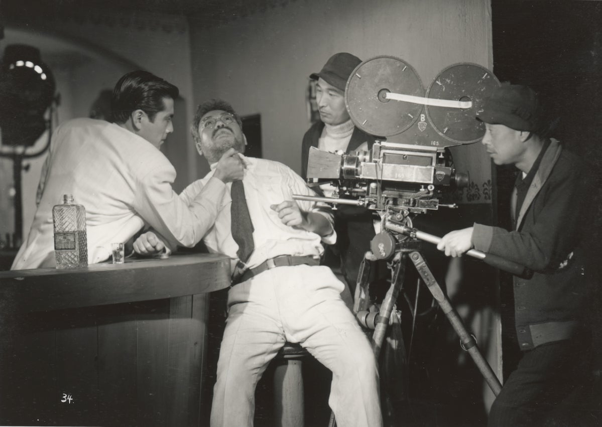 三船敏郎＆志村喬＆黒澤明ショット（提供：三船プロダクション）