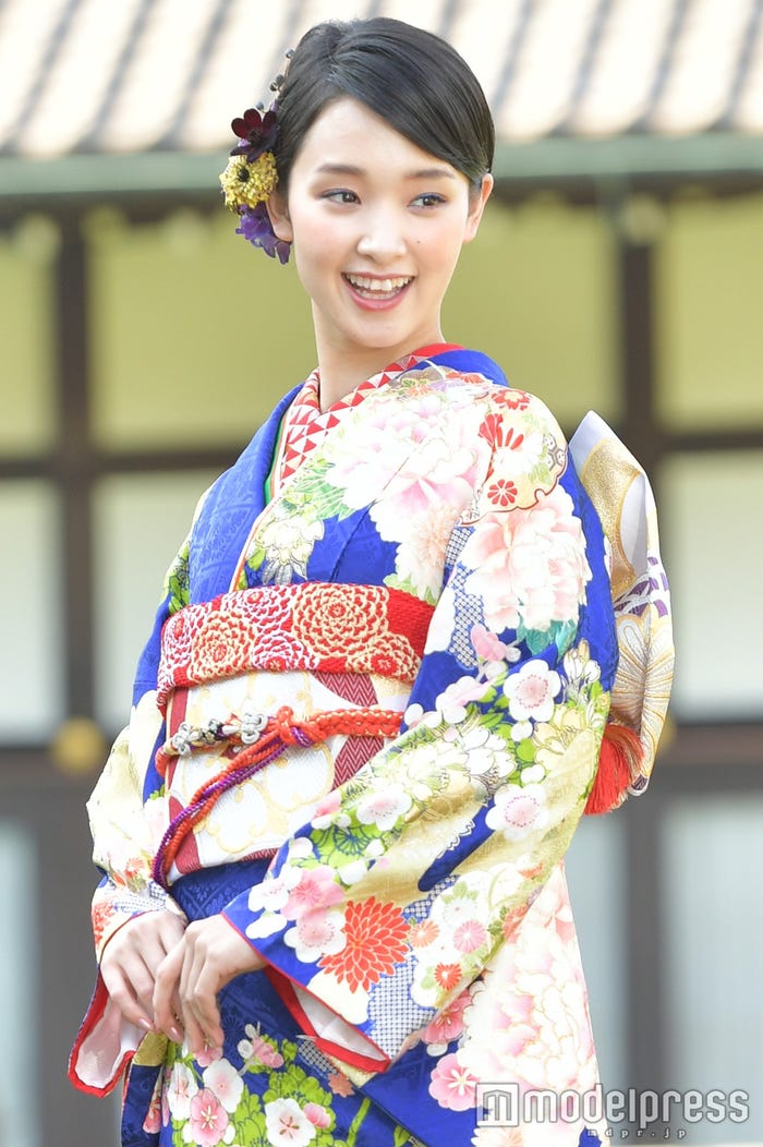 剛力彩芽(C)モデルプレス