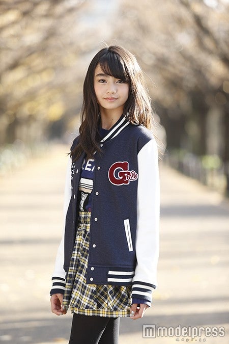 安村真奈（画像提供：avex）