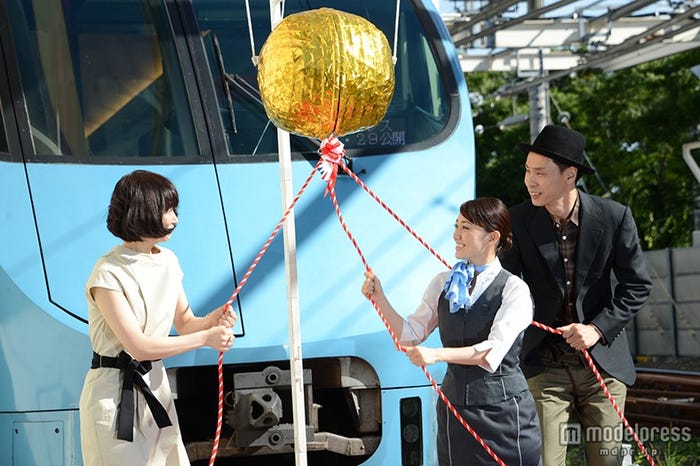 イベントの様子/左より:タナダユキ監督、大島優子、大倉孝二