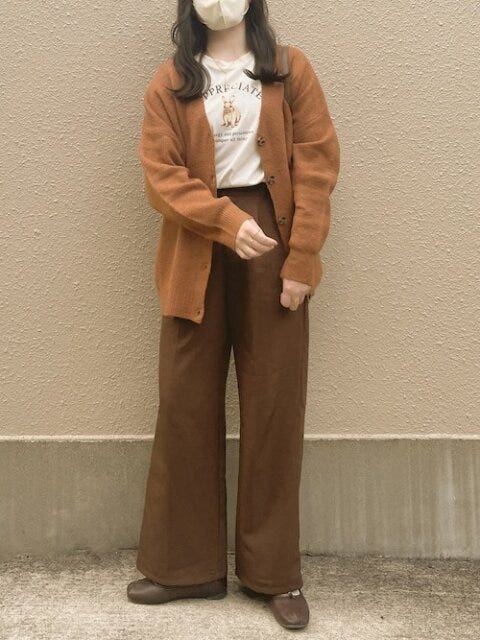 カーディガン　コーデ　秋