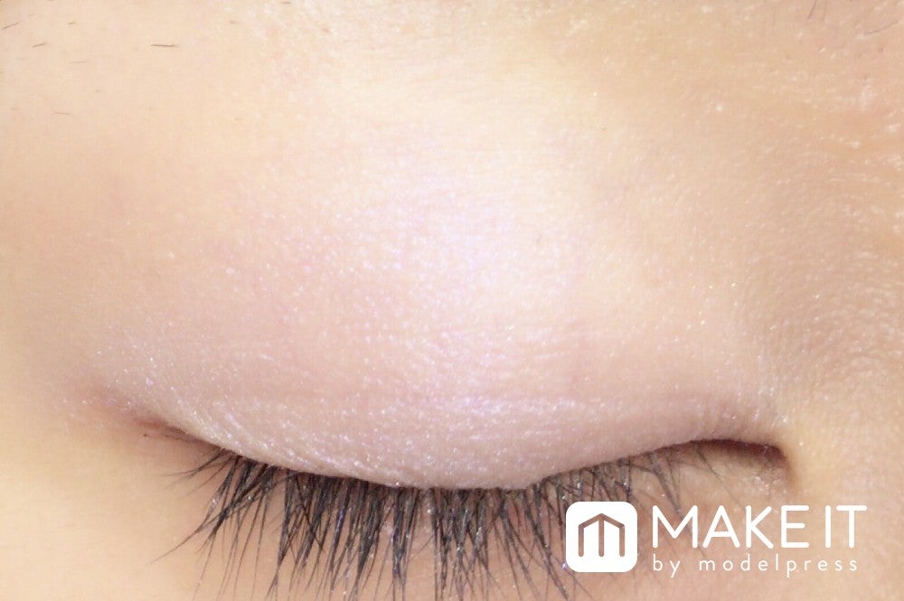 ヴィセ アヴァン／シングルアイカラー／010 FROST MIRAGE 使用 (C)メイクイット