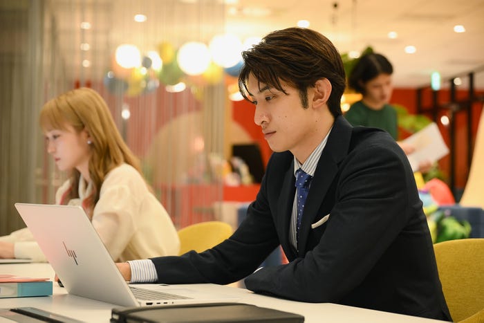 川栄李奈、向井康二「フェイクマミー」第7話(C)TBS