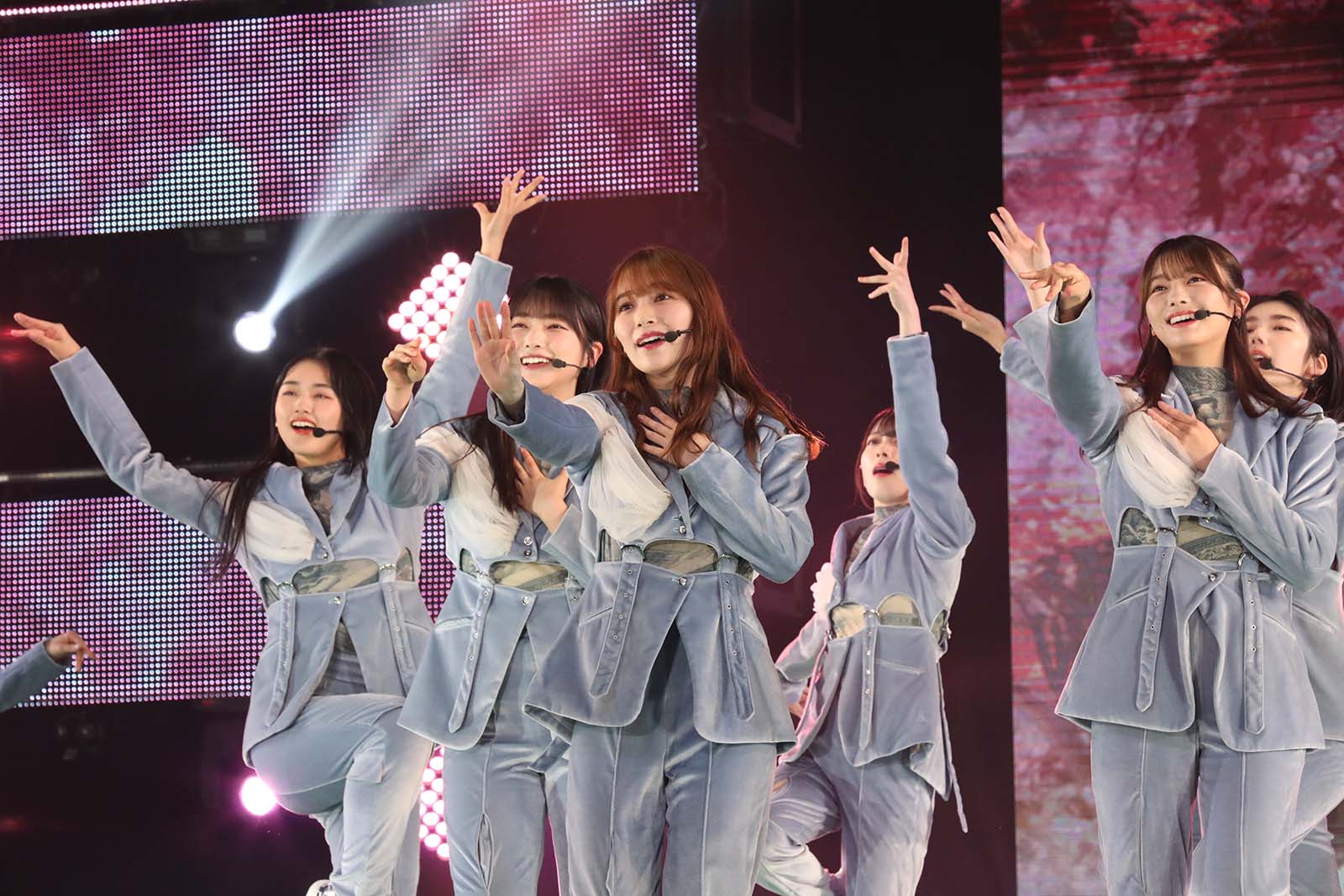櫻坂46（C）Rakuten GirlsAward 2023 S／S