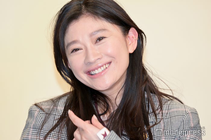 篠原涼子(C)モデルプレス