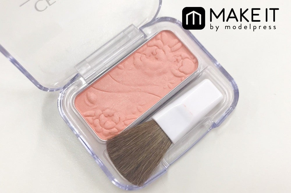 セザンヌ／セザンヌ ナチュラル チークN／10オレンジピンク／360円(税抜) (C)メイクイット