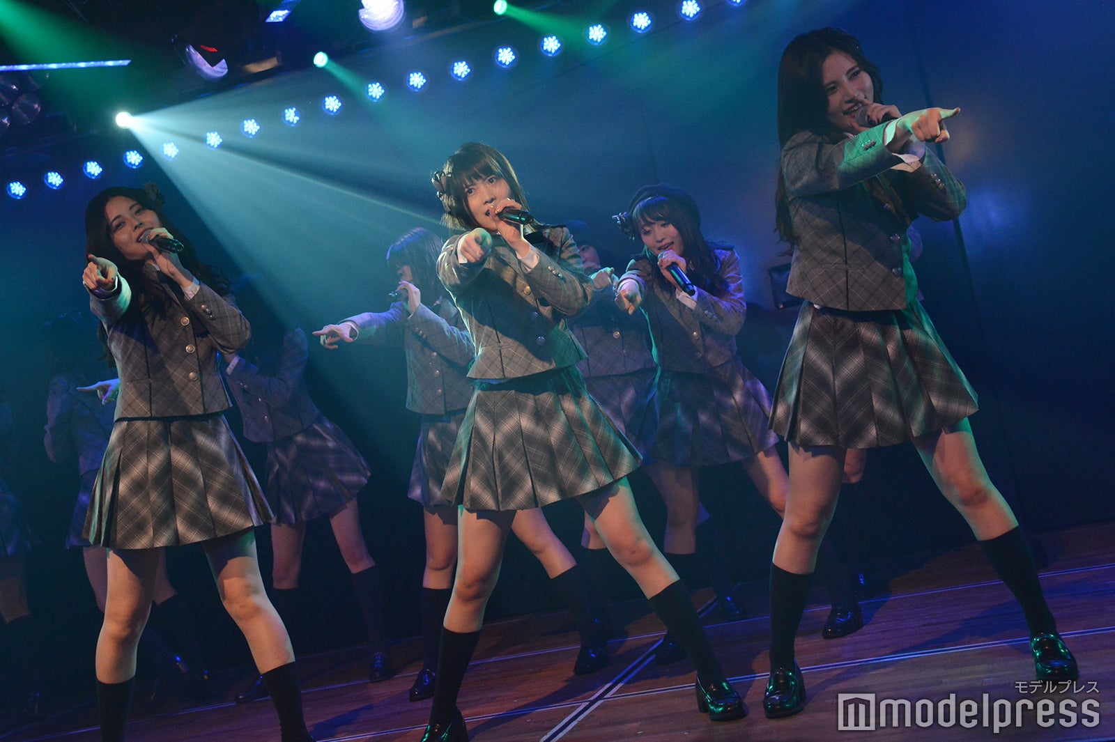 人見古都音、岡部麟、谷川聖／AKB48チーム8「その雫は、未来へと繋がる虹になる。」公演 （C）モデルプレス