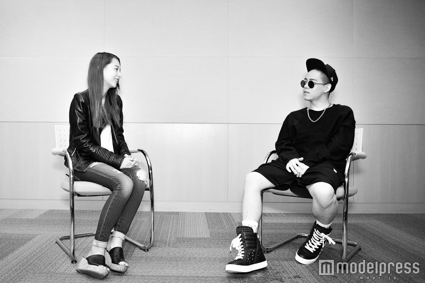 (左から)Niki、清水翔太(C)モデルプレス