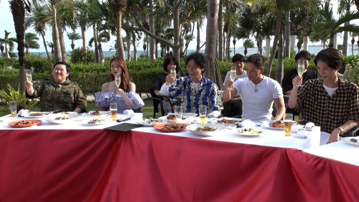 やす子、松村沙友理、矢部浩之、市原隼人、田中樹(C)日本テレビ