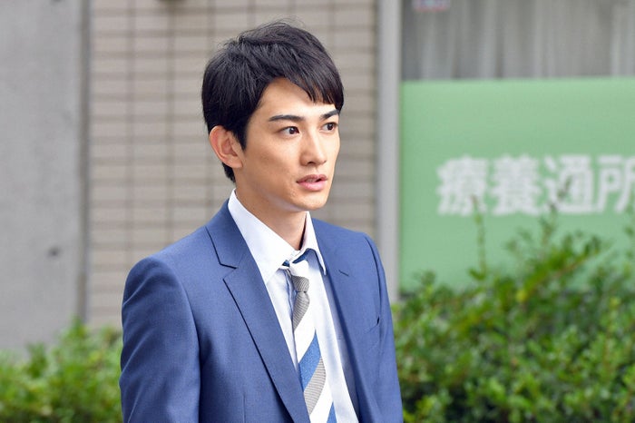 町田啓太 吉田羊 突然のキスシーン 中学聖日記 急展開に視聴者動揺 モデルプレス 町田啓太 吉田羊 突然のキスシーン 中学聖日記 急展開に視聴者動揺 モデルプレス