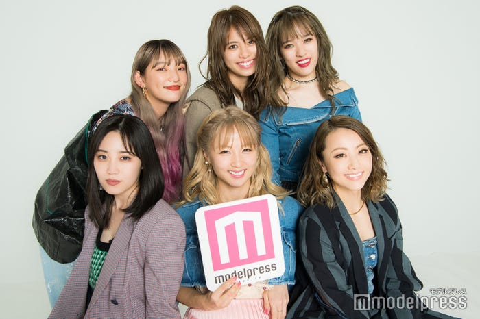 (前列左から)鷲尾伶菜、Dream Ami、Dream Shizuka(後列左から)須田アンナ、佐藤晴美、MIYUU (C)モデルプレス
