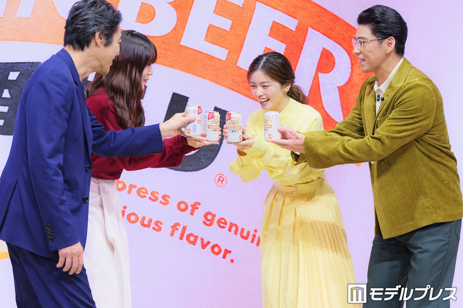 堤真一、有村架純、小芝風花、賀来賢人（C）モデルプレス