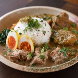 カレー大国を歴訪した店主が、日本人ならではの解釈で「カレーの新ジャンル」を確立!