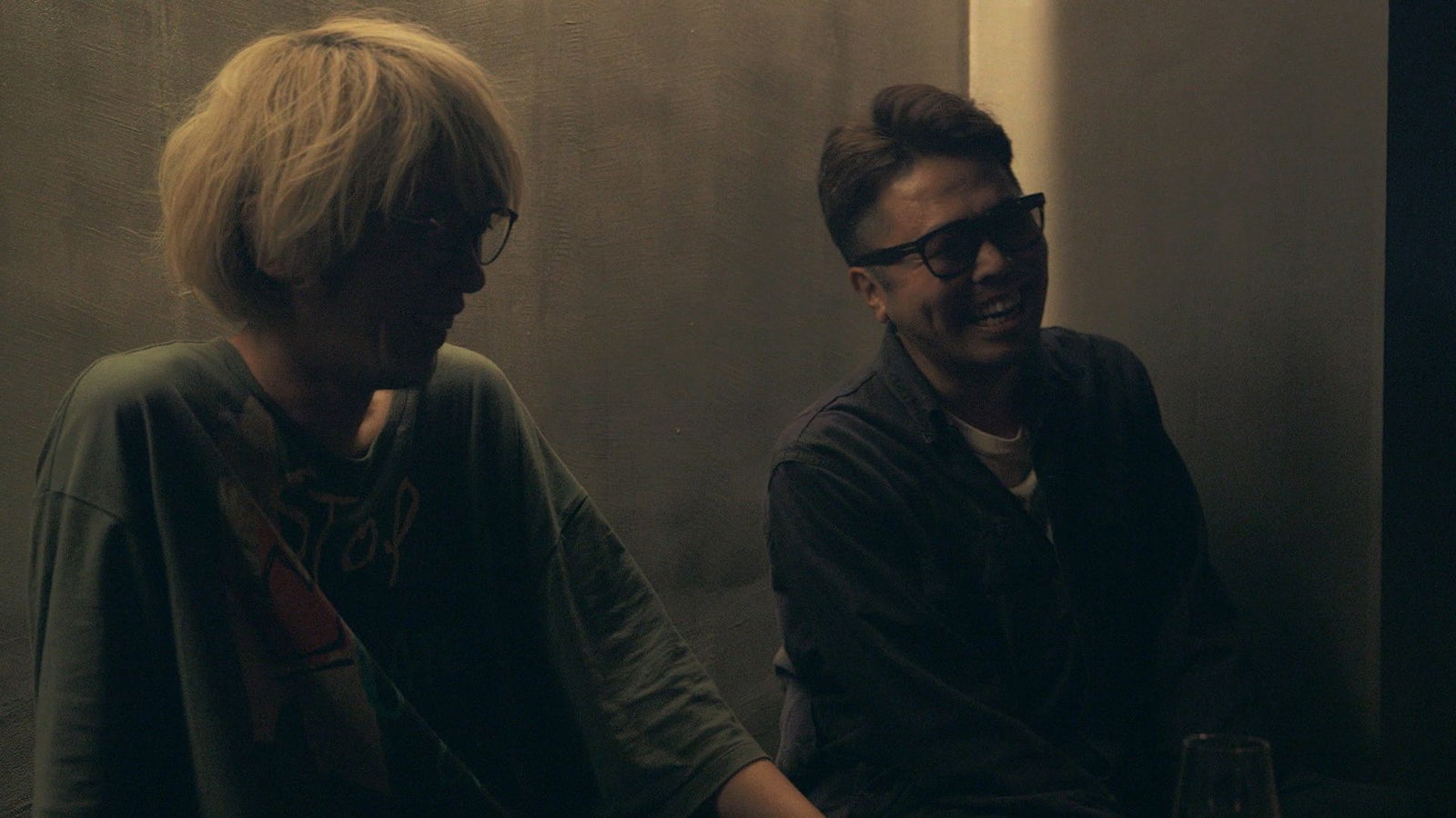 浅野いにお氏、真鍋昌平氏「TERRACE HOUSE TOKYO 2019-2020」22nd WEEK（C）フジテレビ／イースト・エンタテインメント