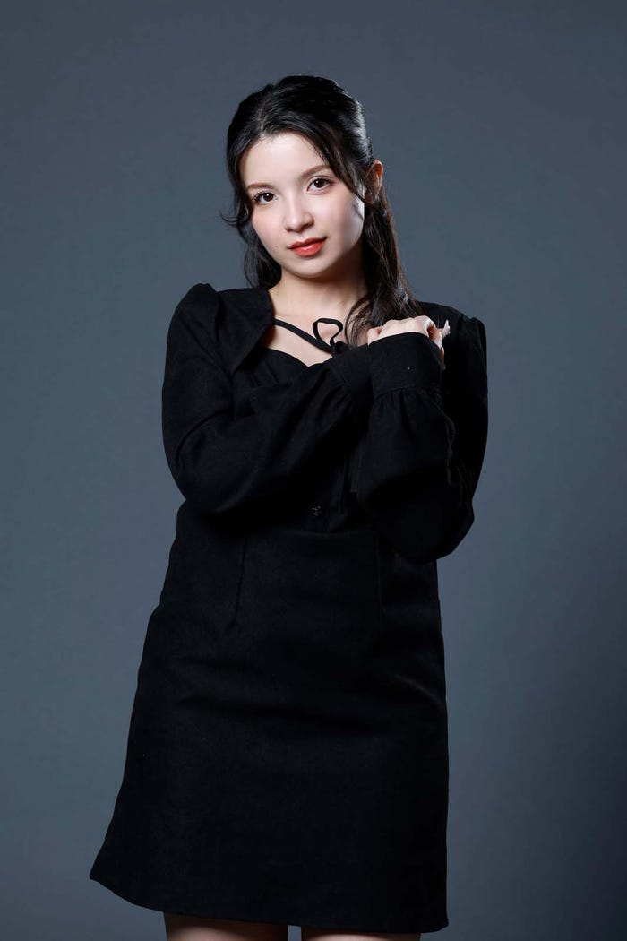 彩紋めい「Dark Idol」(C)ABEMA