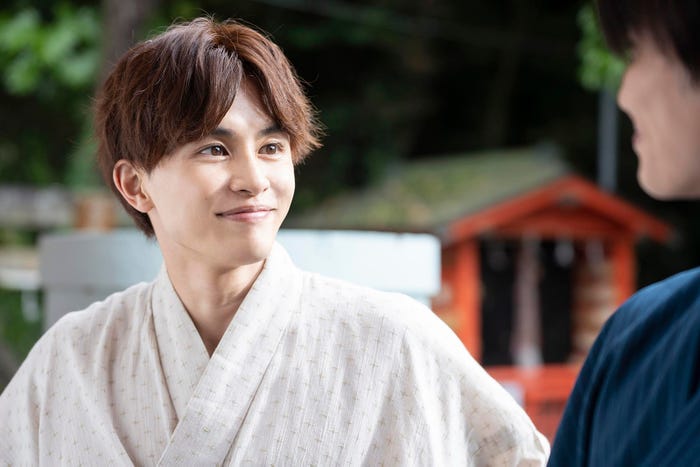 草川拓弥、西垣匠「みなと商事コインランドリー2」第3話より(C)缶爪さわ・椿ゆず/KADOKAWA/「みなと商事コインランドリー2」製作委員会