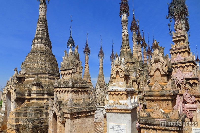 大きい仏塔ほど持ち主の財力を示すバロメーターでもある