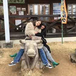 (左から)有末麻祐子、浦浜アリサ(C)TBS