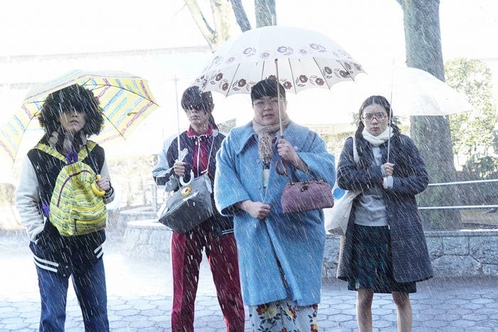 松井玲奈、内田理央、富山えり子、芳根京子/「海月姫」第2話より(C)フジテレビ