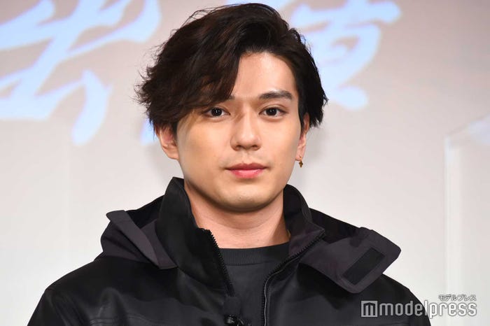 新田真剣佑(C)モデルプレス
